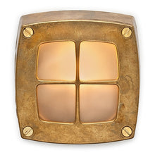 Kép betöltése a galériamegjelenítőbe: Fali réz lámpa ráccsal