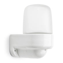 Kép betöltése a galériamegjelenítőbe: LISILUX M szauna oldalfali lámpa, tejüveggel